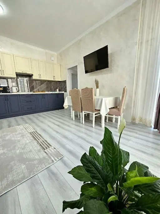 44 Elif Garden Двухкомнатная Apartamento Almaty